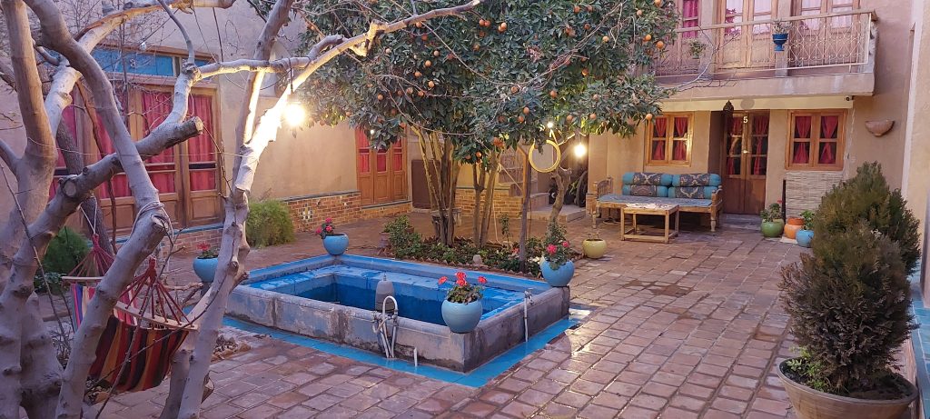 Isfahan bazaar Traditional Hotel